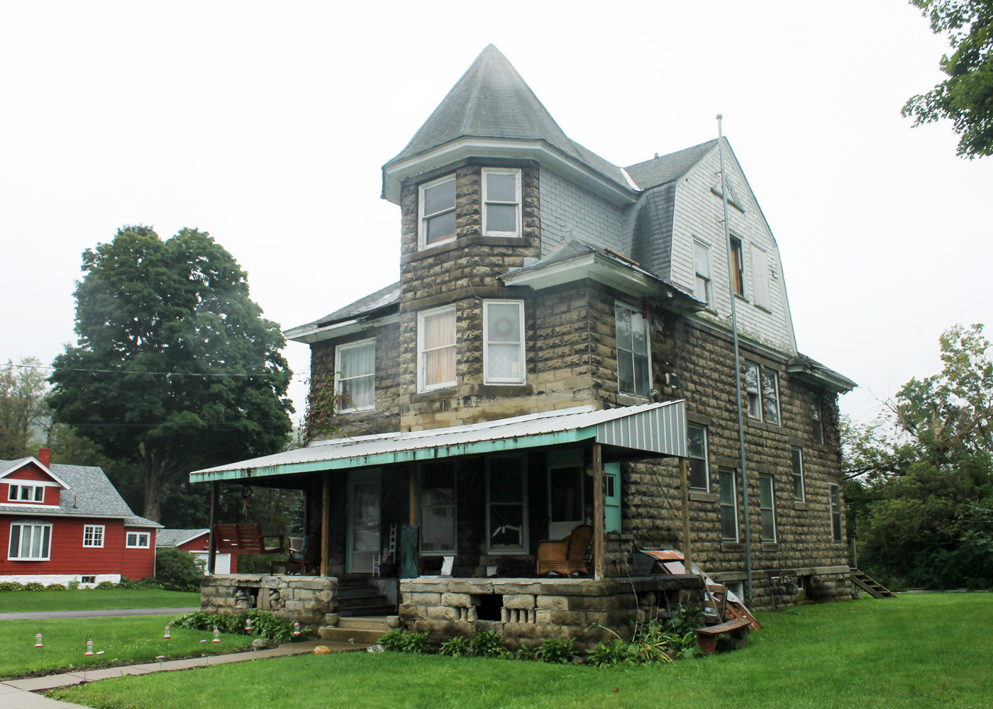 Haunted happenings abound at Wildwood Sanitarium ghost hunts